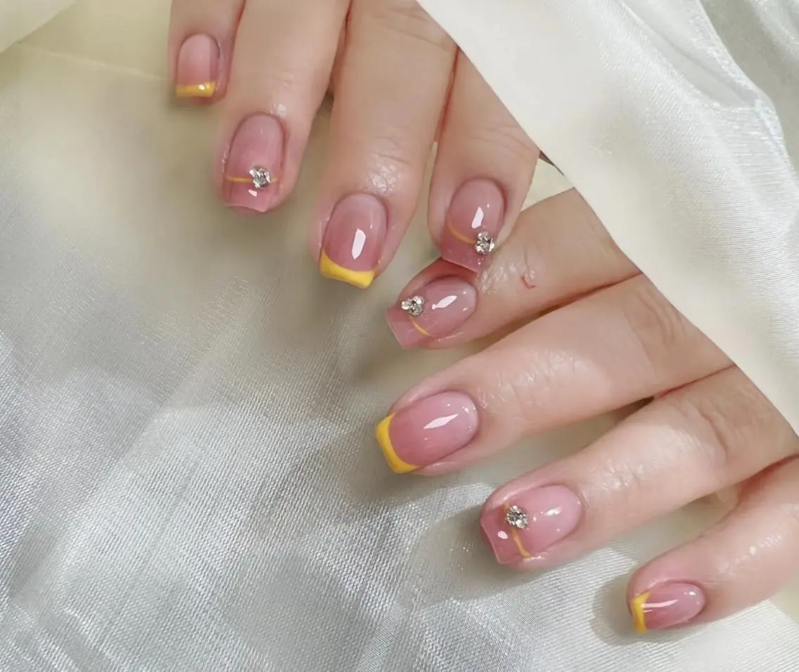 ネイル ハンドネイル エリ🫧 nail池袋東口のネイルデザイン