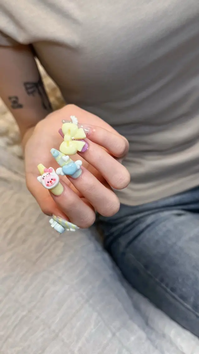 ネイル 韓国ネイル nailsalon ChuColaのネイルデザイン