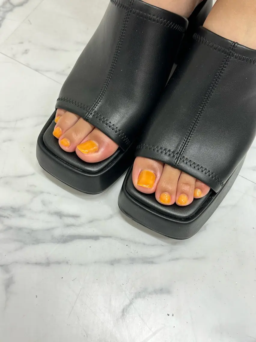 ネイル フットネイル I_p4ce 🍊あい🍊のネイルデザイン