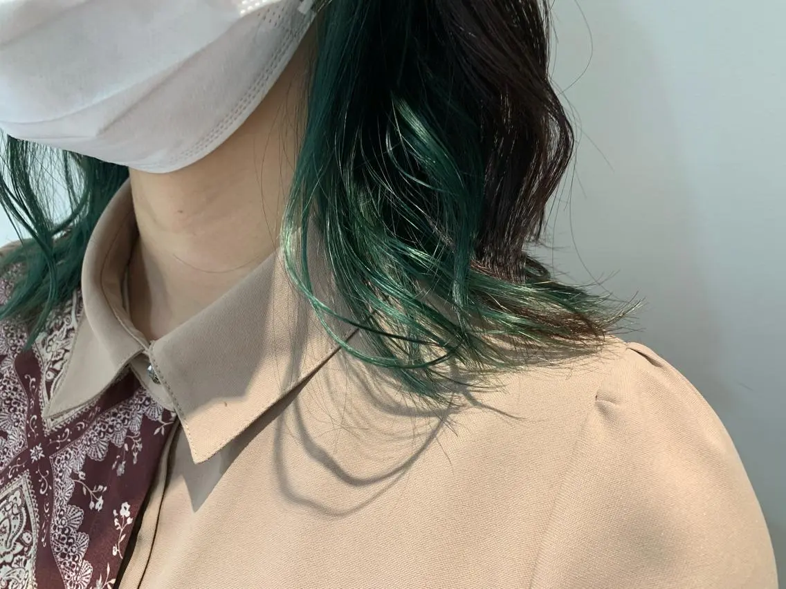 ミディアム カラー ピンクカラー ピンクパープル パープルカラー 高橋友里亜 /フリーランスのヘアスタイル