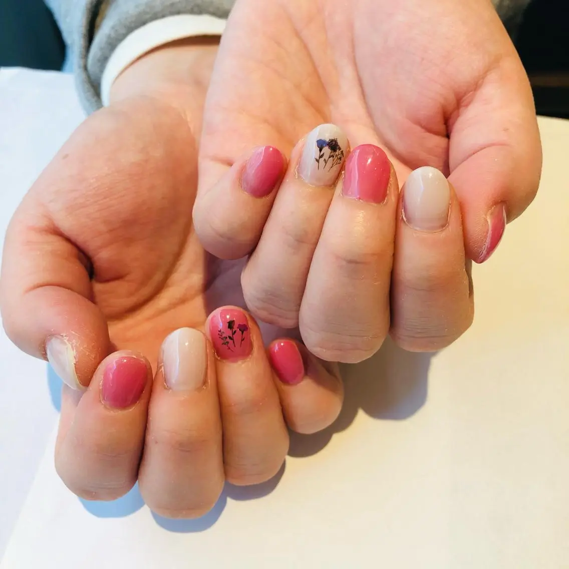 ネイル クリアネイル ハンドネイル 大阪福島韓国束感まつ げ Sayaka🤍のマツエク・マツパデザイン