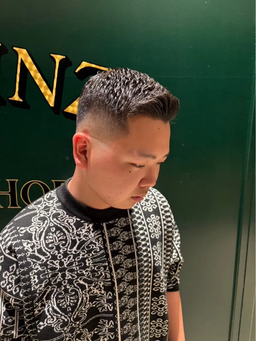 ショート 三輪 晃大のヘアスタイル