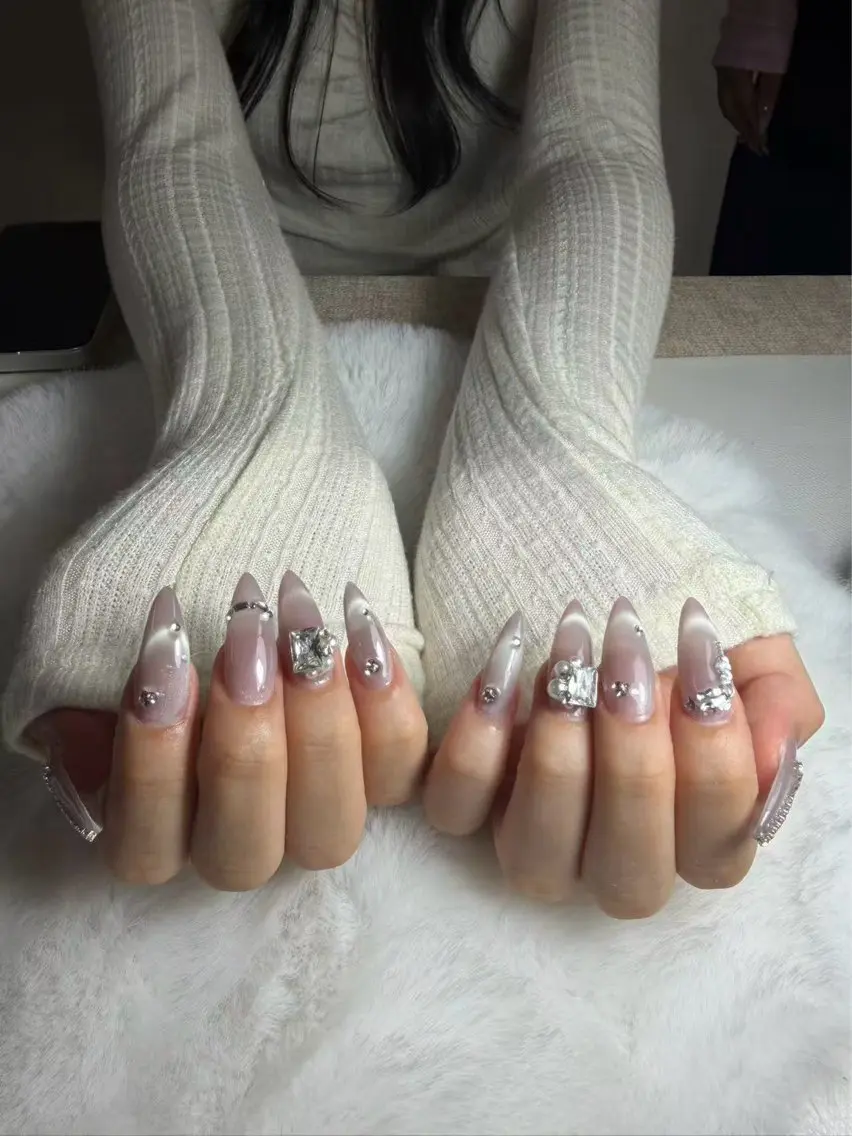 ネイル ハンドネイル U.mi Nail Salonのネイルデザイン