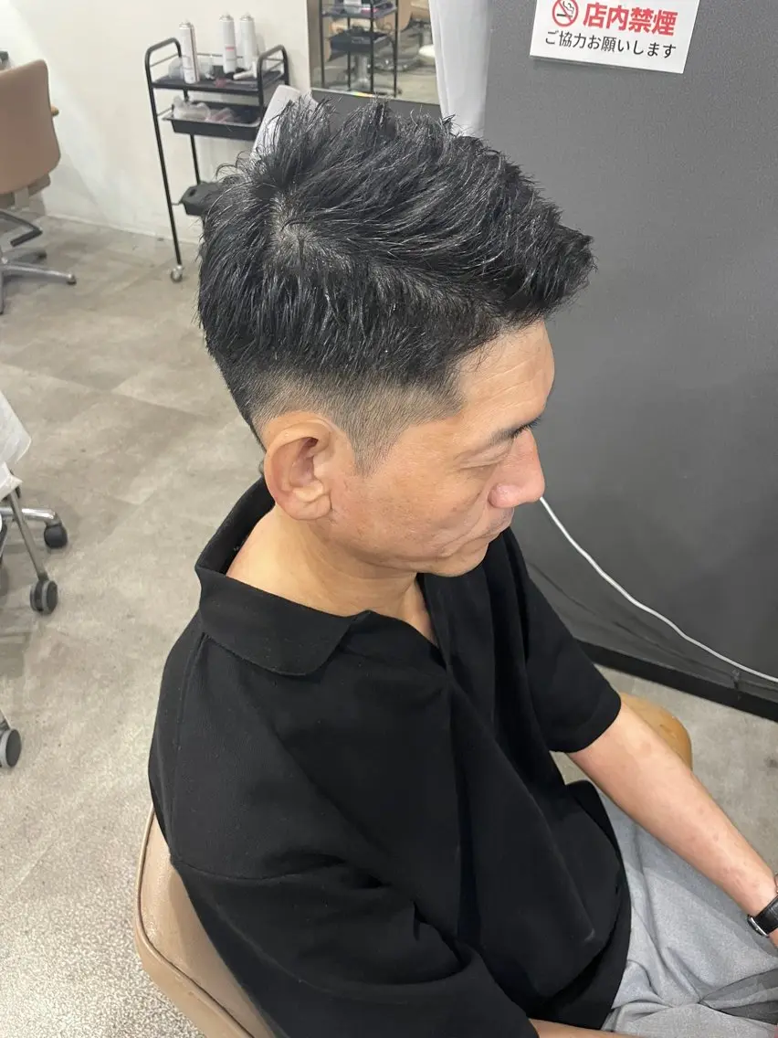 ショート メンズ ビジネス ショートヘア 髙野 亮吾のヘアスタイル