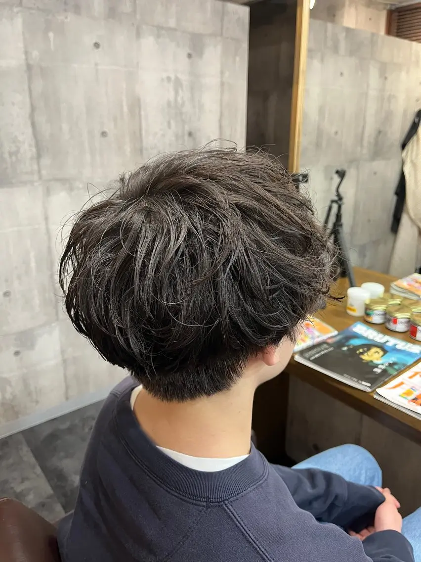 《💈メンズカット+シャドウパーマ -¥14700-💈》ナチュラルな動きと束感でこなれ感のあるおしゃれヘアに🌿の写真