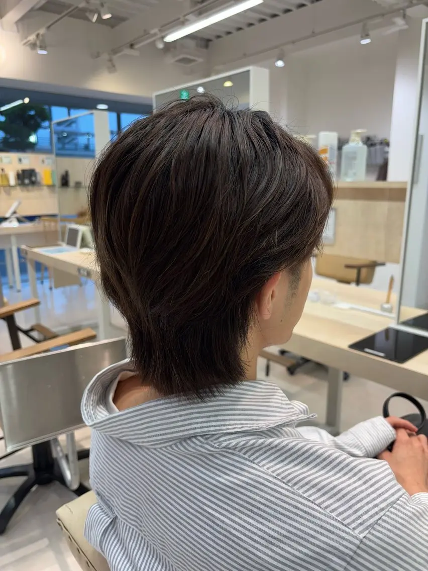 パーマ メンズ ビジネス メンズパーマ スペインカール 波巻きパーマ ニュアンスパーマ カット スパイキーショート/ ピンパーマ特化のヘアスタイル