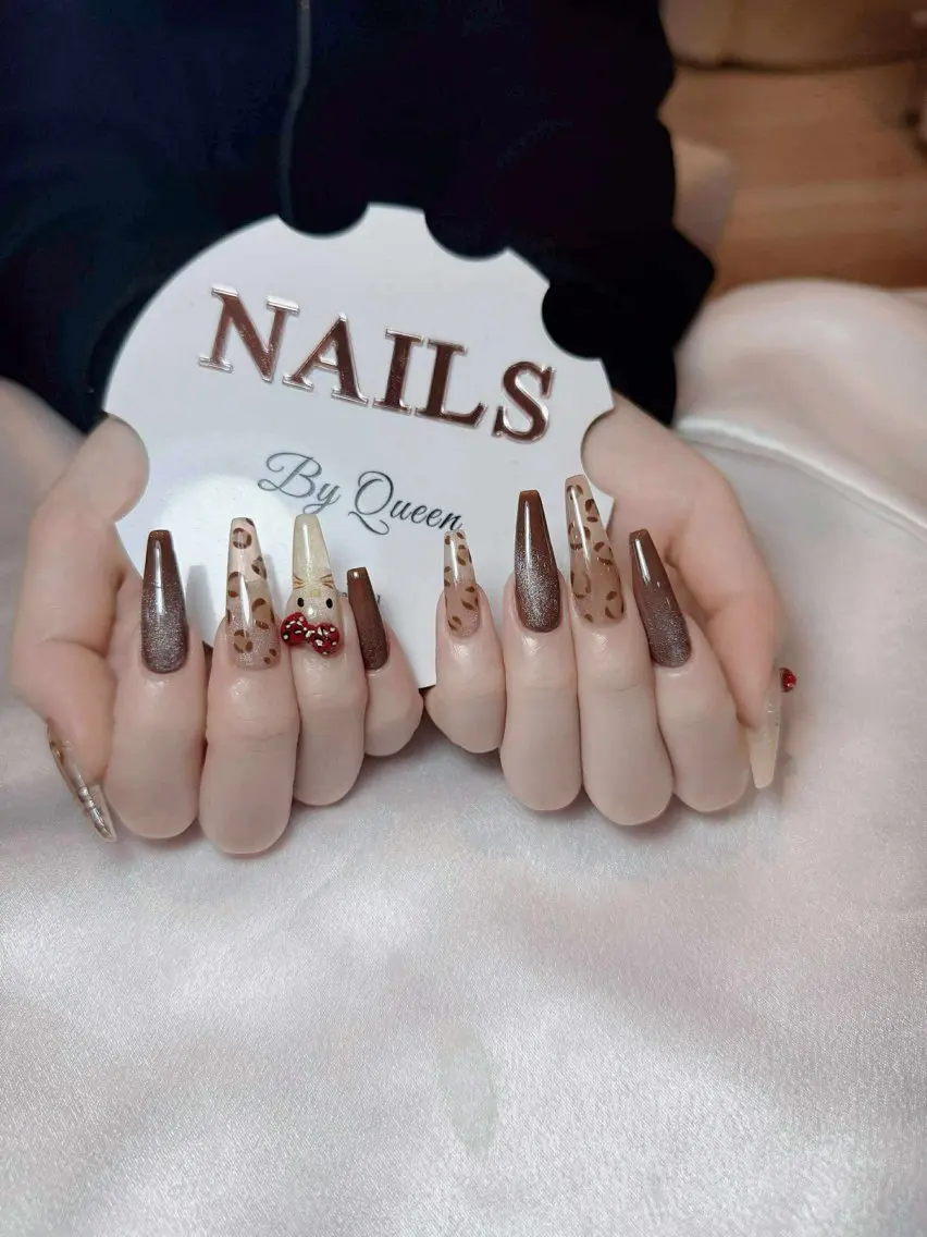 ネイル ジェルネイル スカルプネイル Queen Nail Salonのネイルデザイン