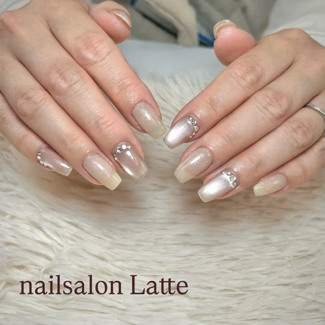 ネイル Nailsalon Latteのネイルデザイン