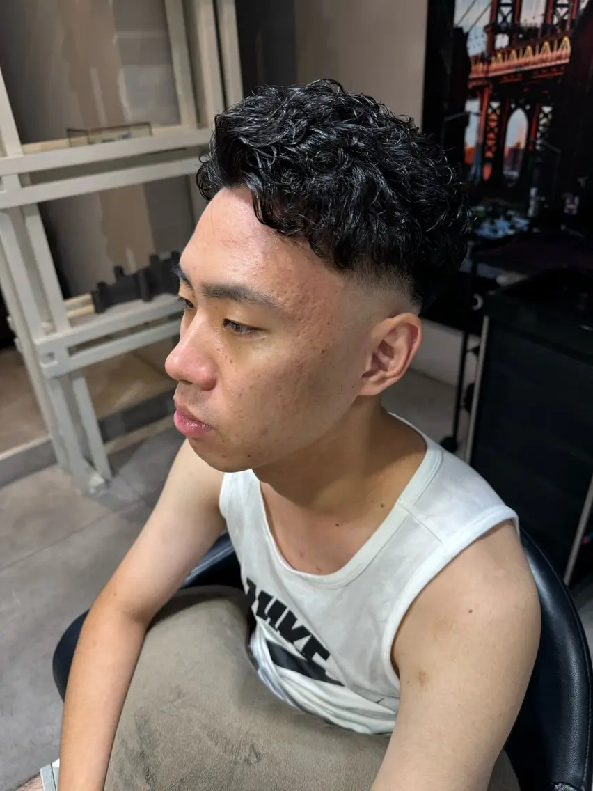 ショート パーマ メンズ メンズパーマ 似合う髪型が 分からない方へのヘアスタイル