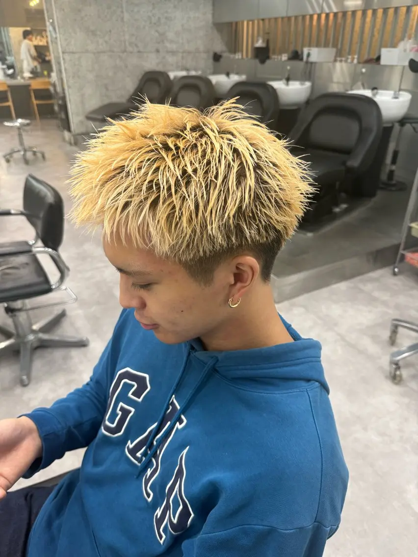 ショート カラー メンズ カット ヘアカラー トリートメント 【fifth】 小林直弥のヘアスタイル