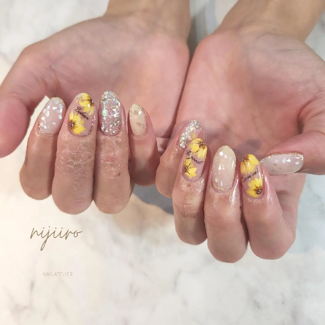 ネイル ハンドネイル nijiiro🌈 サトウのネイルデザイン