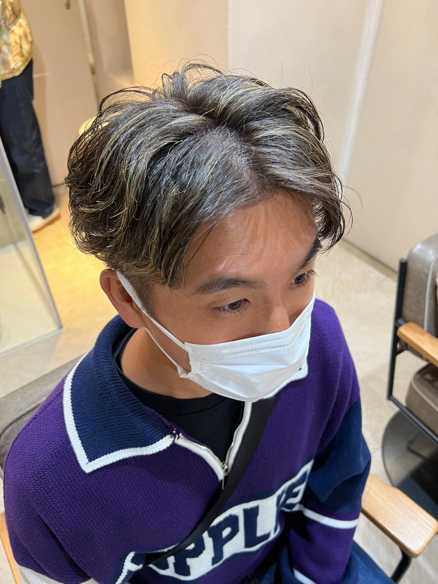 メンズ センターパート メンズハイライト メンズ韓国風 メンズパーマ 刈り上げ カット ヘアカラー ✨men's特化 kyousukeのヘアスタイル