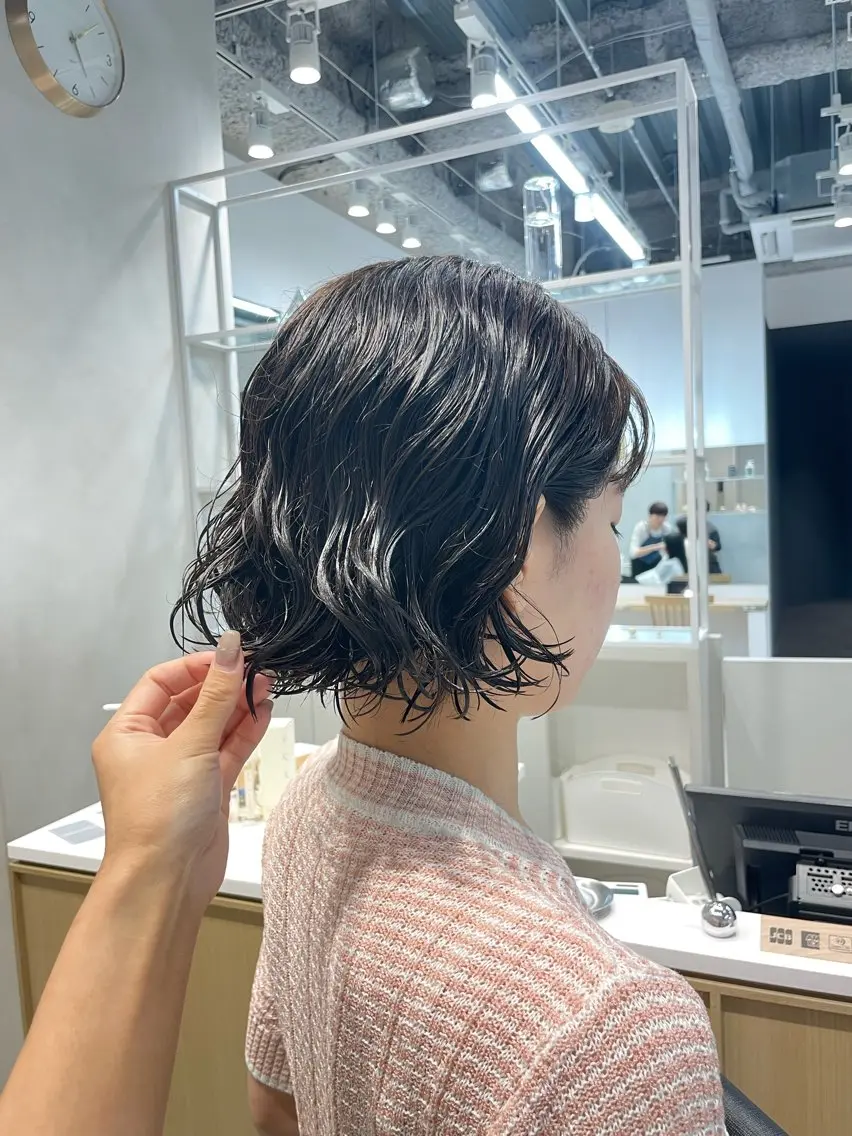 ショート ボブ 表参道レイヤーカット 髪質改善山岸季生のヘアスタイル