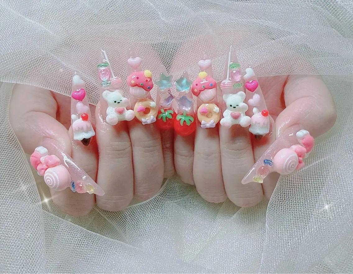 ネイル シエナ nailのネイルデザイン