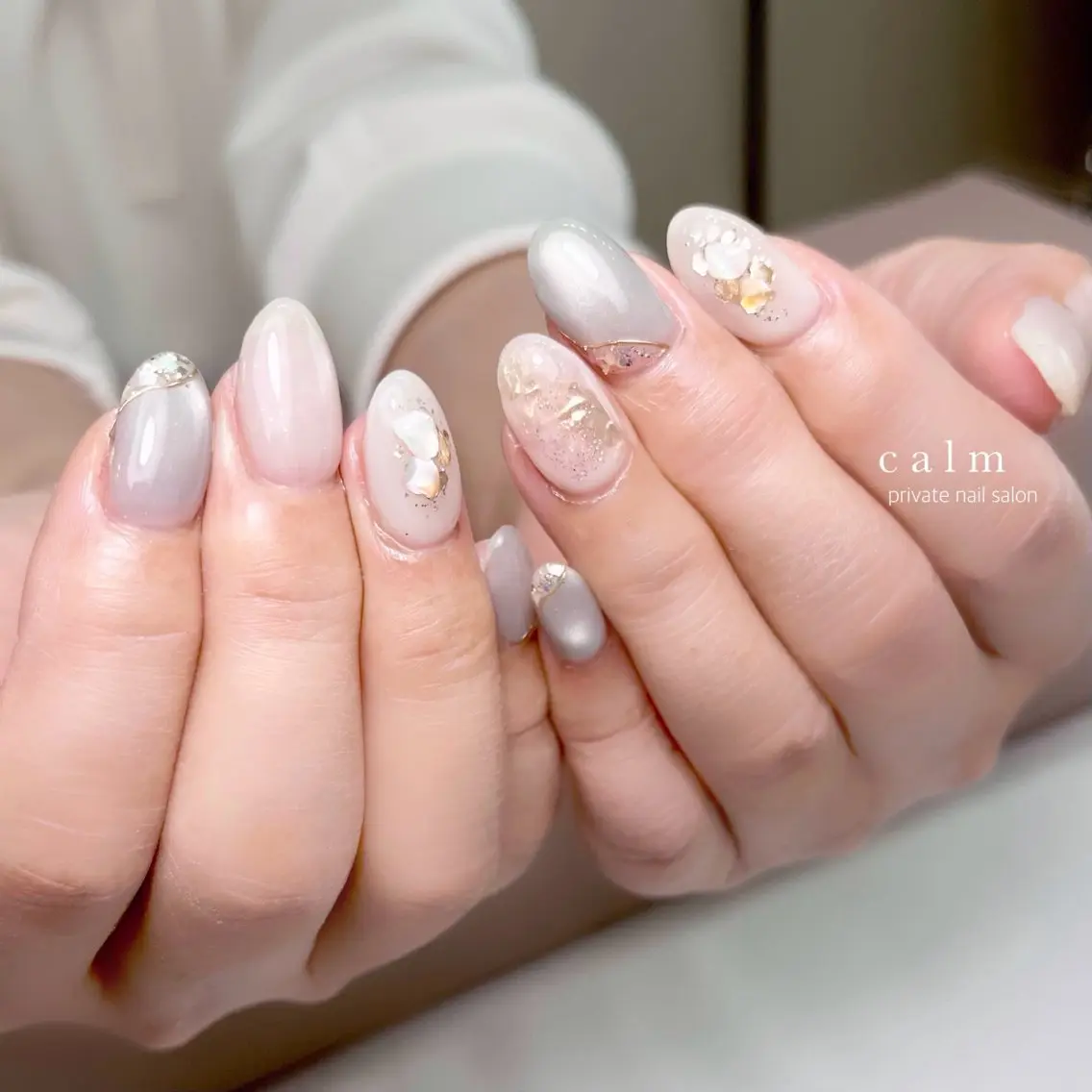 ネイル ハンドネイル calm 〔ｶｰﾑ〕のネイルデザイン