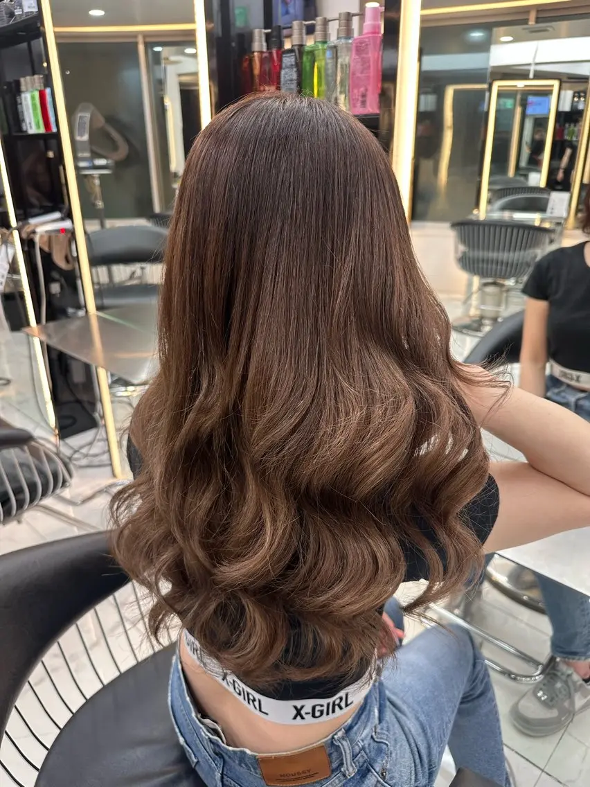ロング カラー ブラウンカラー ココアブラウン ヘアカラー トリートメント 【Lapis 渋谷本店】りかのヘアスタイル