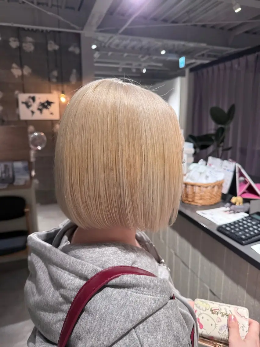 【初回限定】🤍ダブルカラー+潤艶トリートメント🤍    ¥22000→¥8800の写真