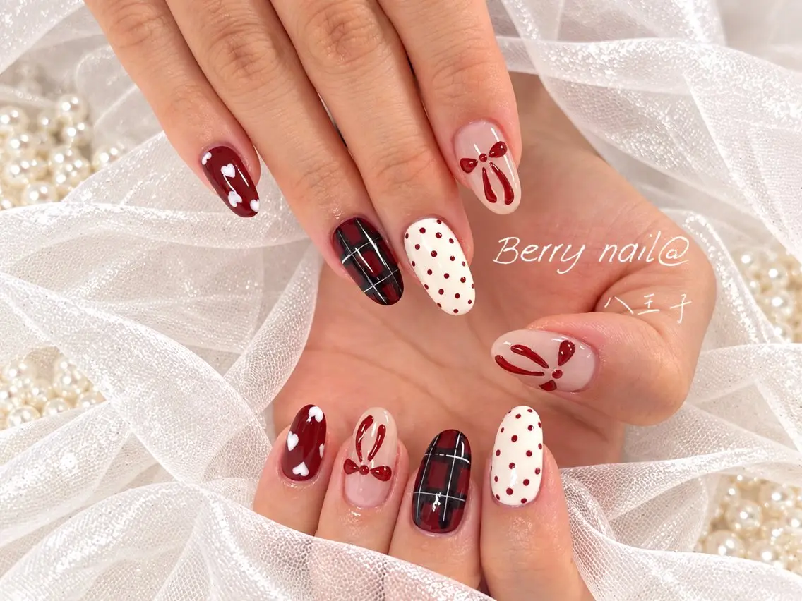 ミディアム ハンドネイル berry nail jrネイリストのネイルデザイン