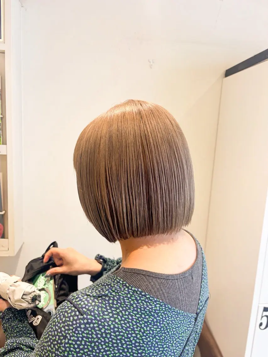 ショート カラー ヘアカラー トリートメント 新宿/ 新井彩斗のヘアスタイル