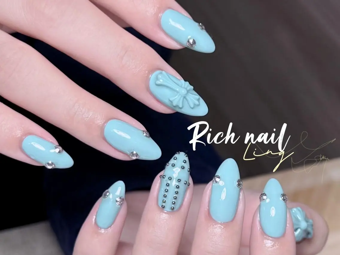 ネイル ハンドネイル ハンドケア Rich Nail 🤲🏻梨央のネイルデザイン