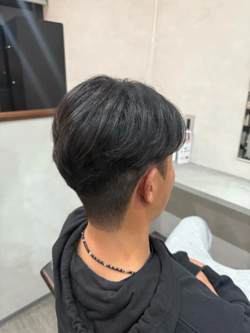 メンズ センターパート 山田 聖也のヘアスタイル