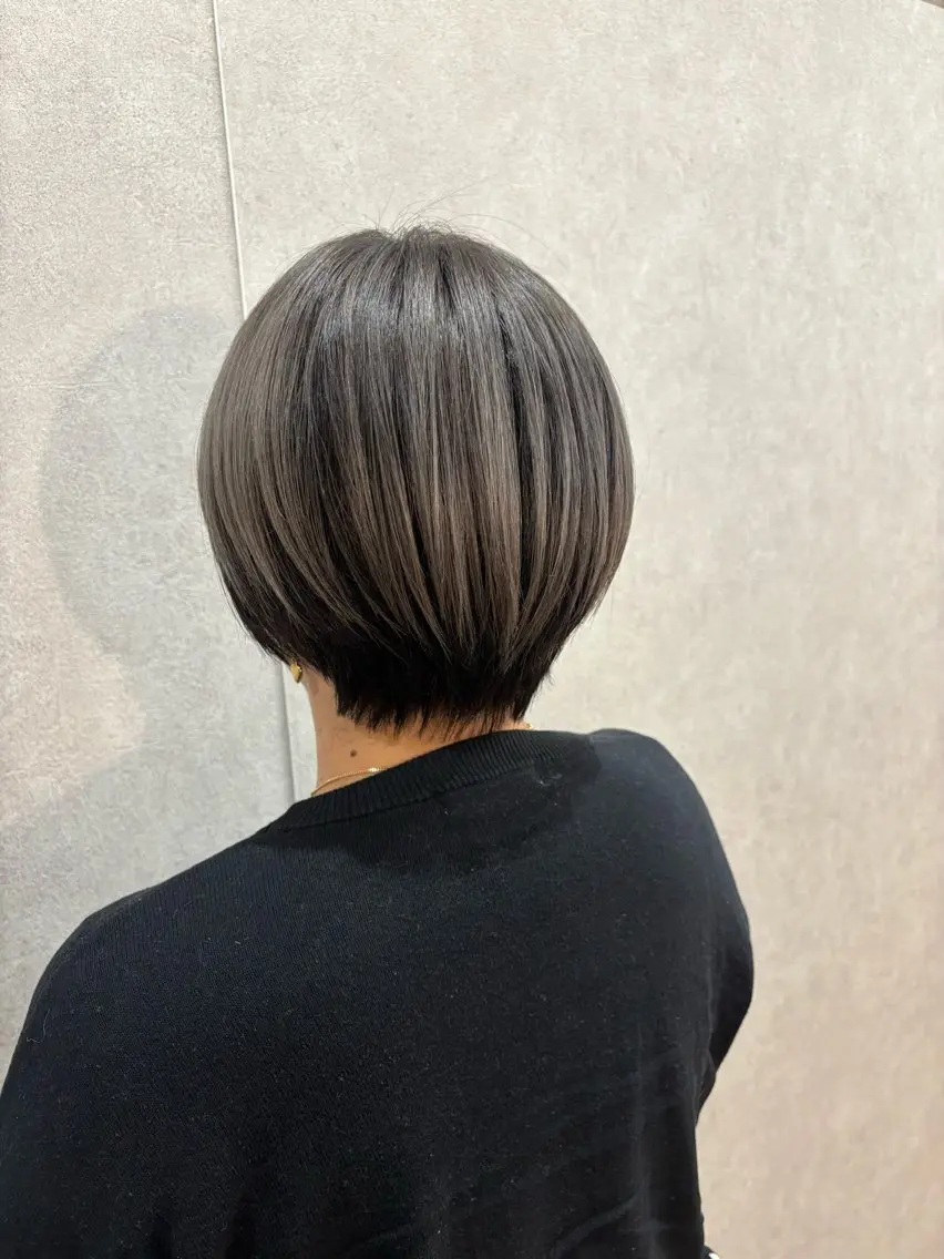 カラー 町山 すみれのヘアスタイル