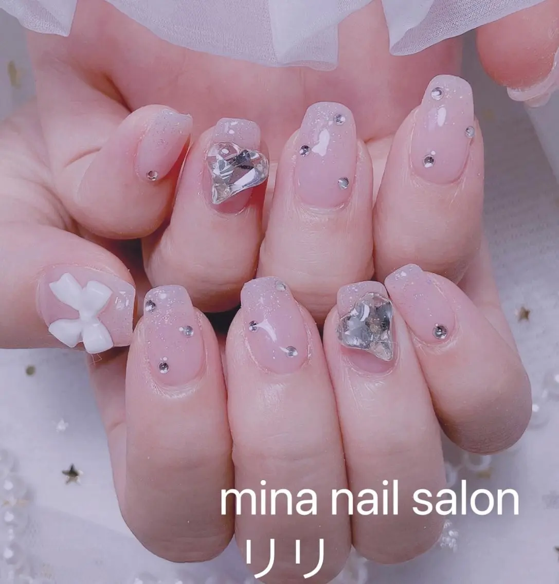 ネイル リリ 奈🎀のネイルデザイン
