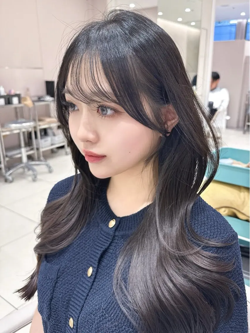 ロング カラー カット ヘアカラー トリートメント ヘッドスパ ヘアセット 韓国ヘア/レイヤー/ 顔まわり/りょーとのヘアスタイル