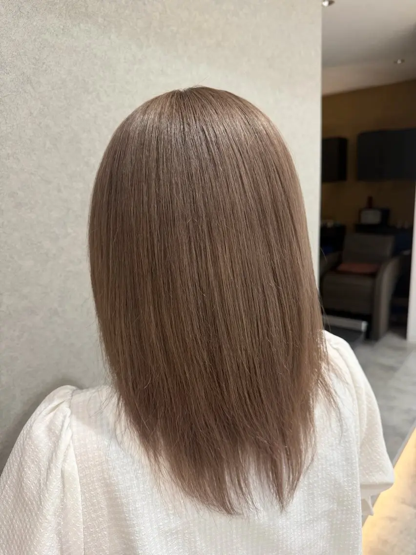 セミロング 安部 流唯のヘアスタイル