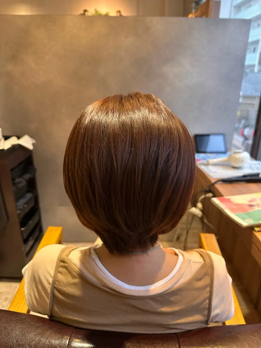 ショート カラー カイン トゥゾーのヘアスタイル