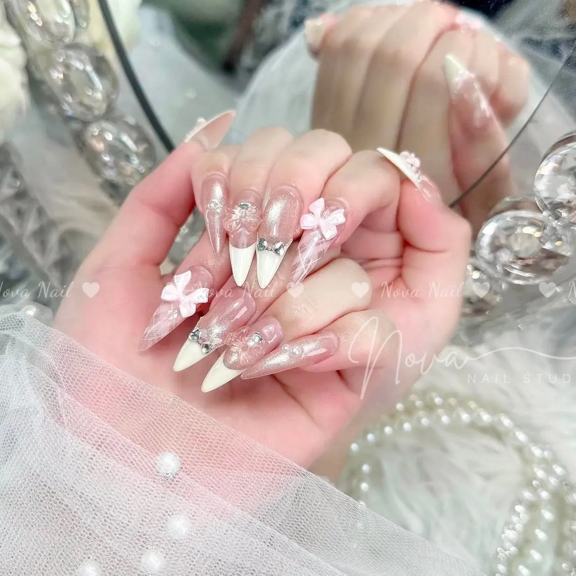 ネイル ハンドネイル ハンドケア Kitty Nail Novaのネイルデザイン