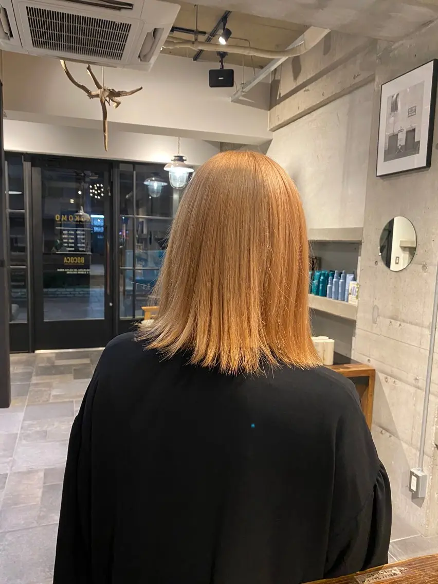 ミディアム カラー ベージュカラー ブリーチ 三野 隼澄のヘアスタイル
