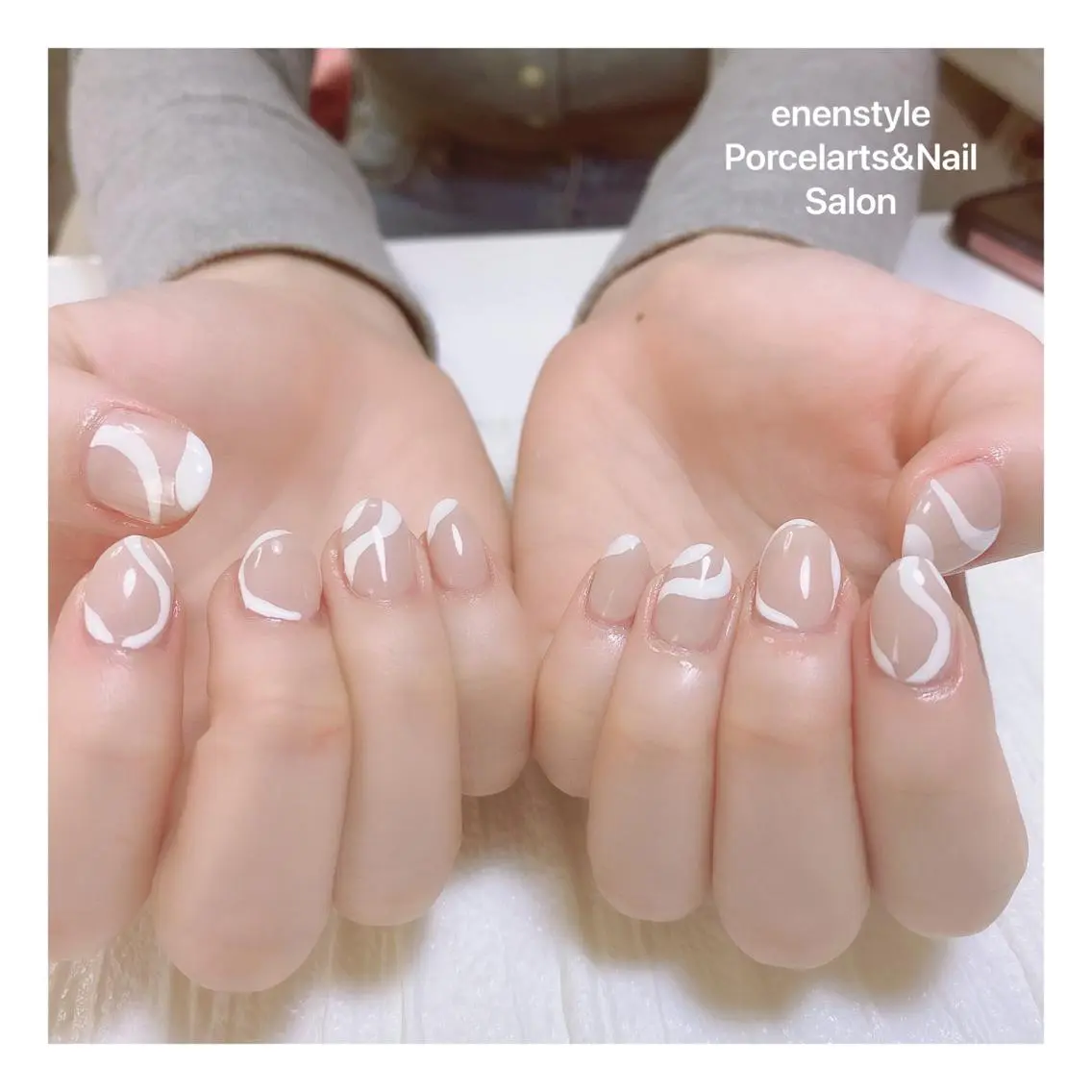 ミディアム ネイル ハンドネイル 🐾enen style 🐾のネイルデザイン