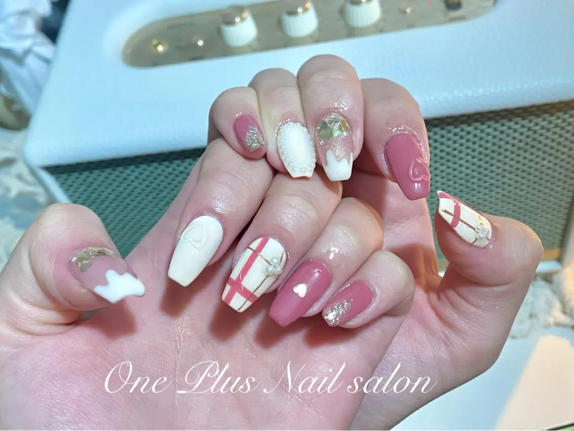 ネイル One Plus Nail Salonのネイルデザイン