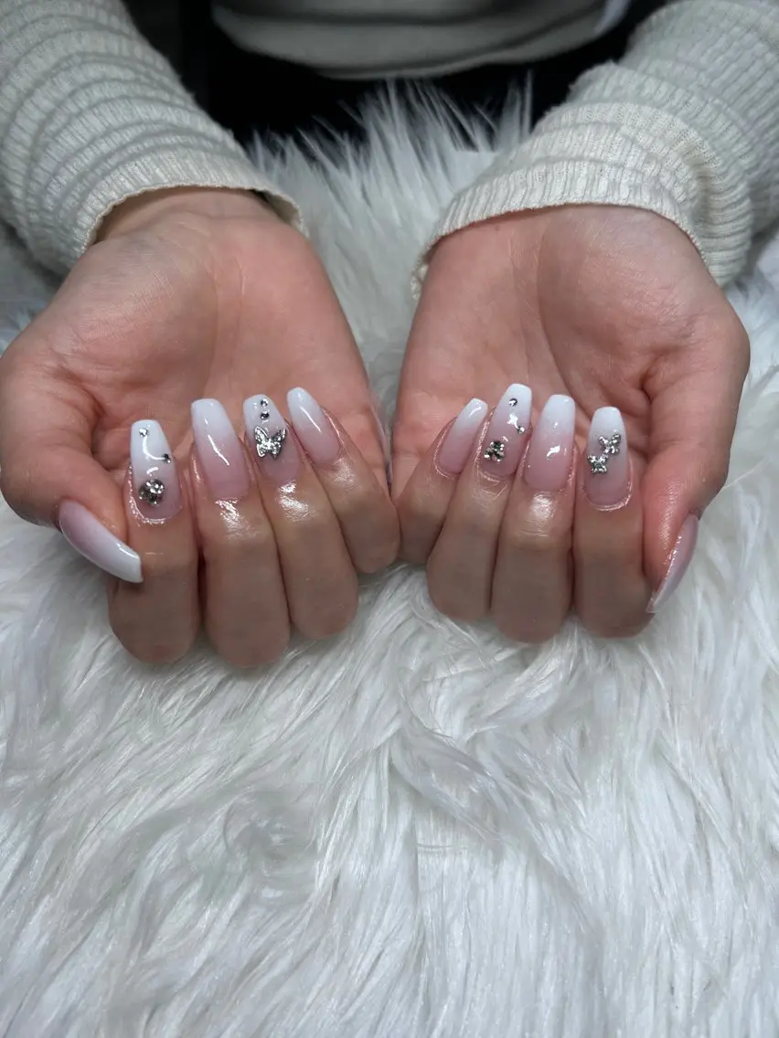 ネイル Miimo💅🏻 ほのか ·͜·♡のネイルデザイン