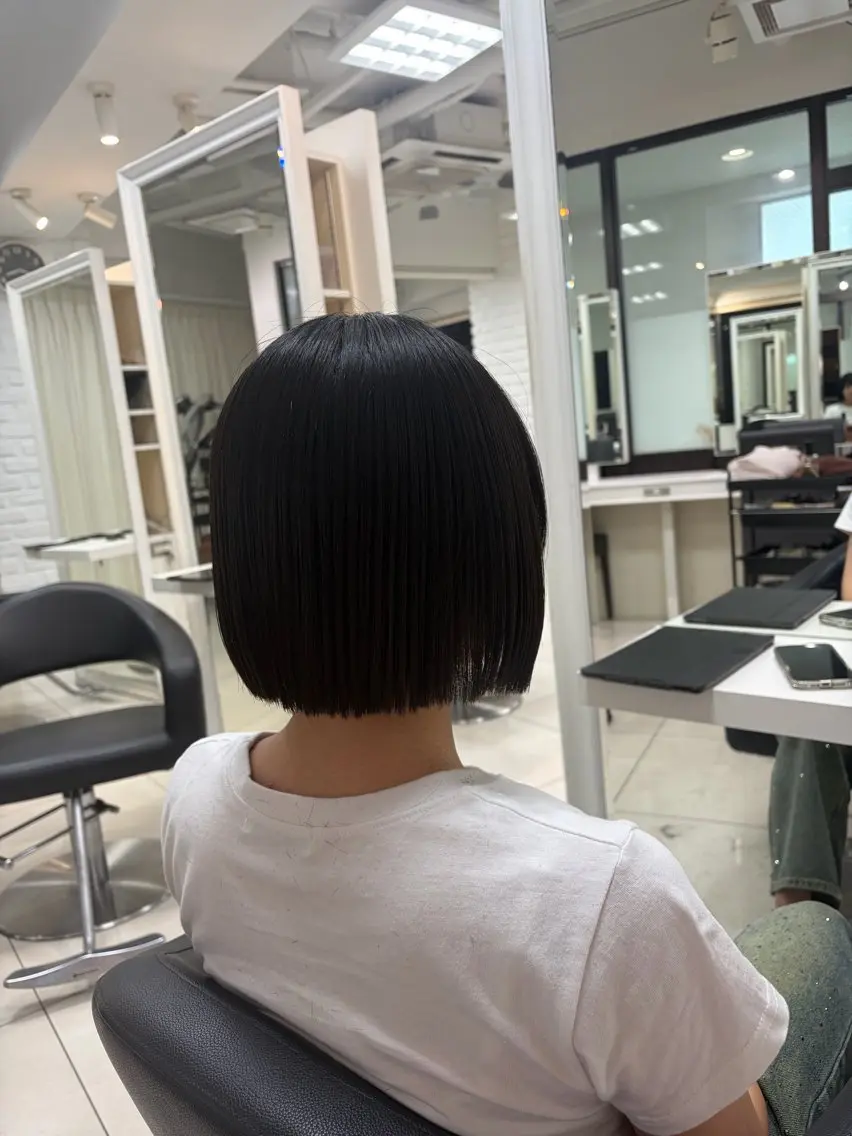 ショート カット 【ハイレイヤー/透明 感カラー】🌟ゆまののヘアスタイル