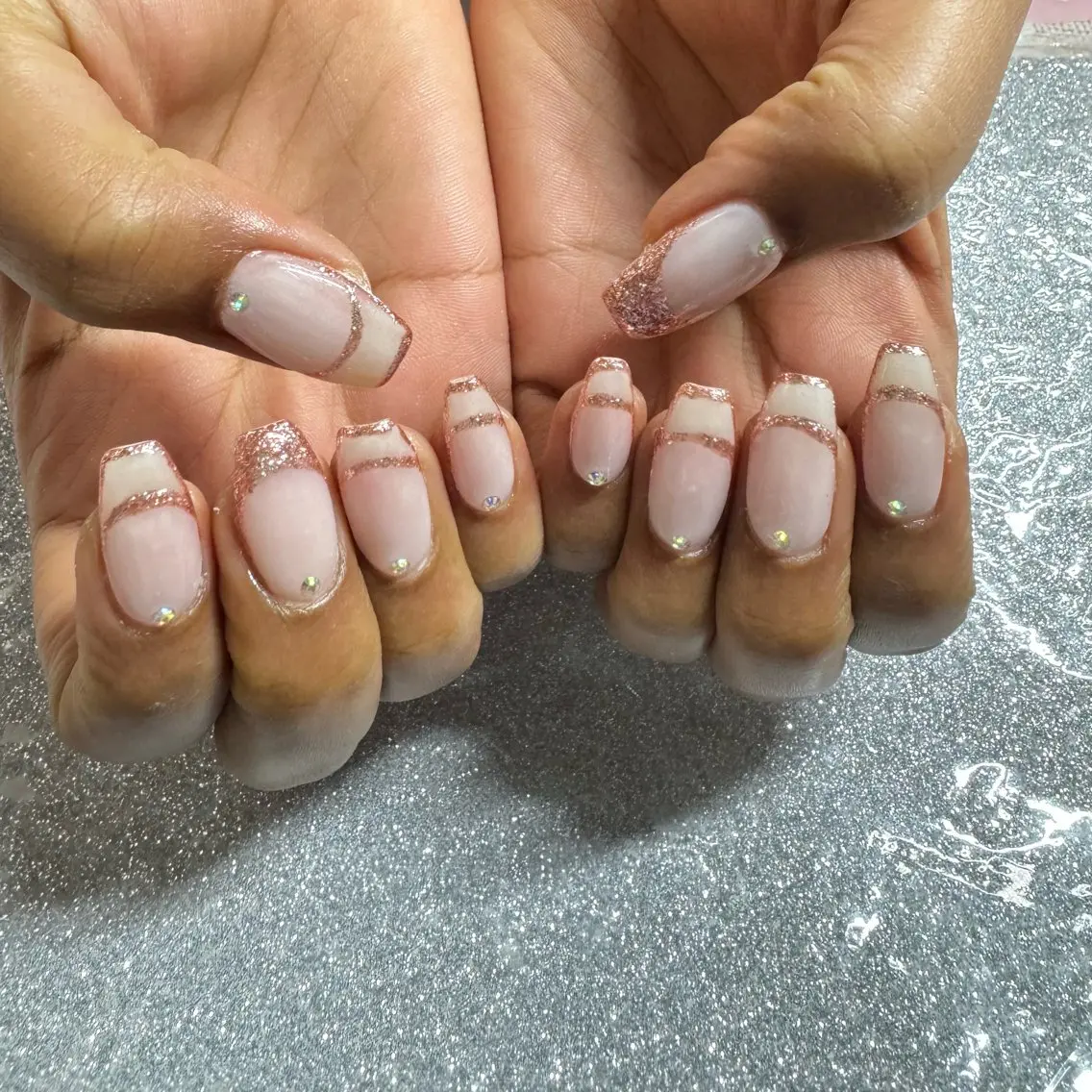 ネイル ハンドネイル VIERU 🌈🎀💖のネイルデザイン