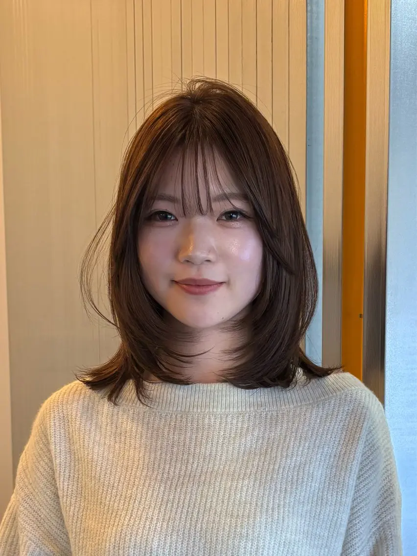 ミディアム ミディアムレイヤー レイヤーカット カット 浦野 未来のヘアスタイル