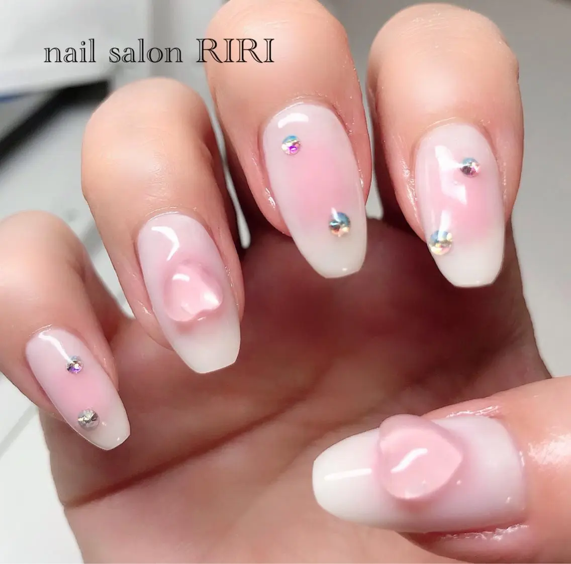 ネイル ワンホンネイル RIRI リリのネイルデザイン