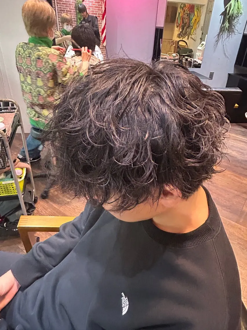 パーマ メンズ メンズパーマ 波巻きパーマ カット パーマ 葛西最年少美容師✂️ 武内律樹のヘアスタイル