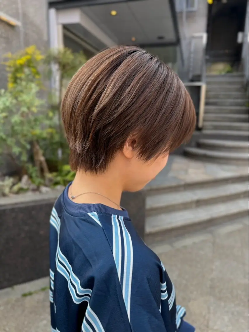 ショート カラー 末政 李椛のヘアスタイル