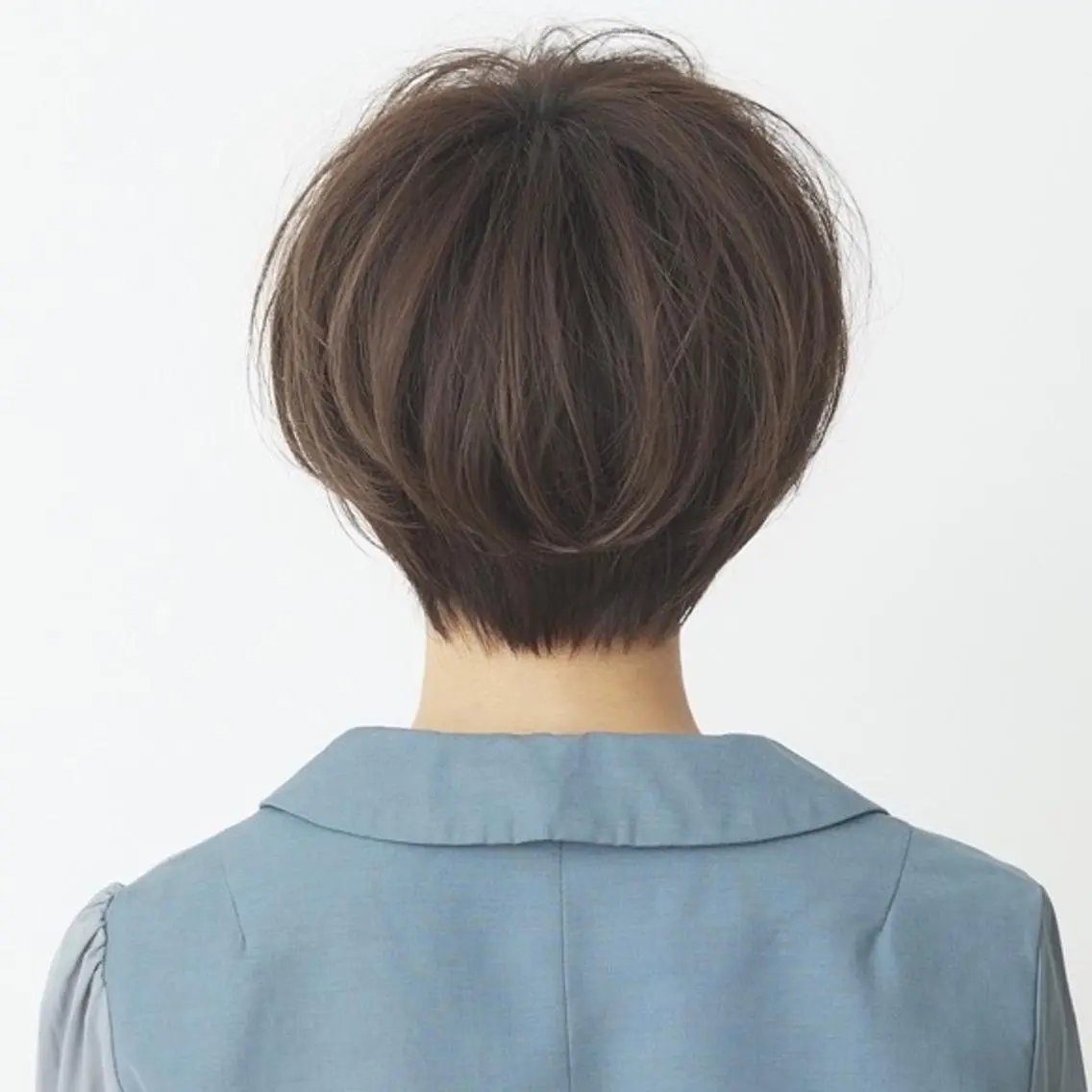 ミディアム カラー 高橋 沙央のヘアスタイル