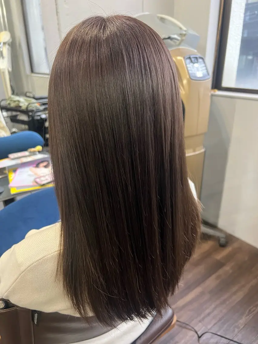 ロング カラー デザインカラー ハイライトカラー ハイトーンカラー ハイライト terra🌈大久保 睦美のヘアスタイル