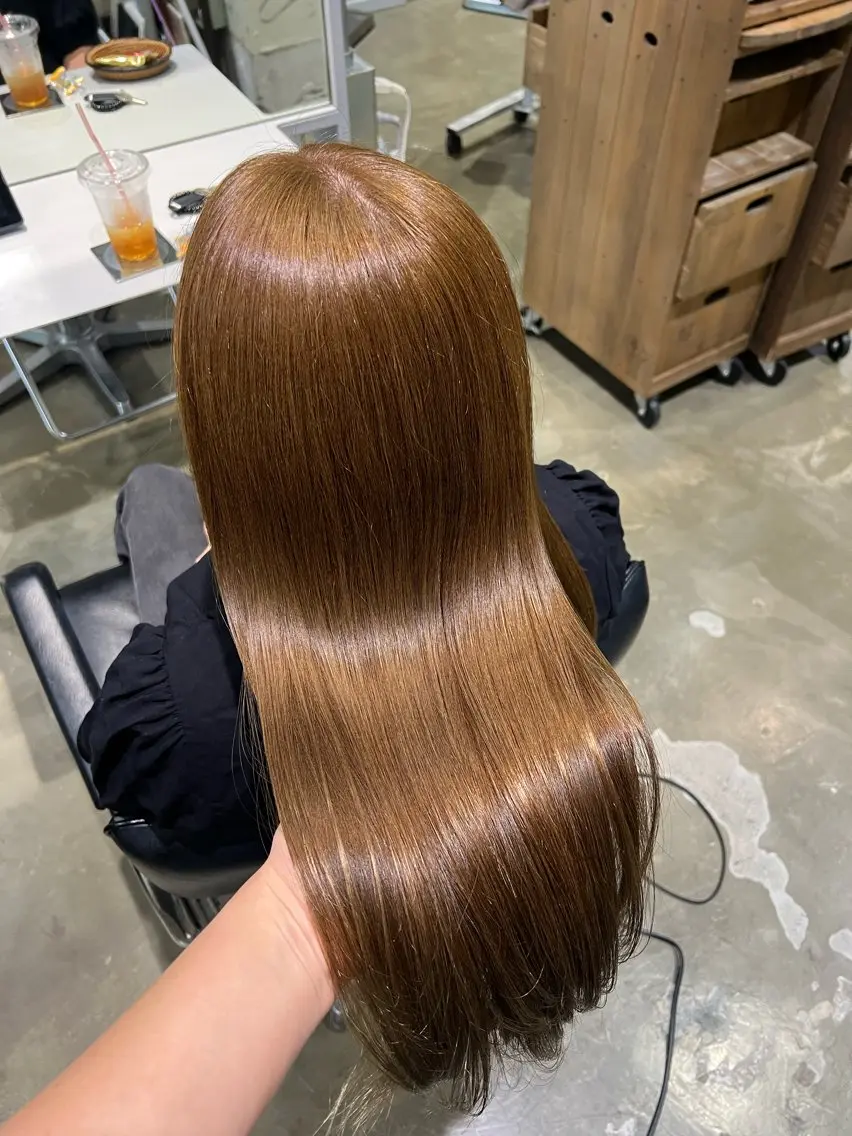 ロング カラー ベージュカラー オリーブベージュ ヘアカラー トリートメント Helena_みなつ 透明感カラー/まつパのマツエク・マツパデザイン
