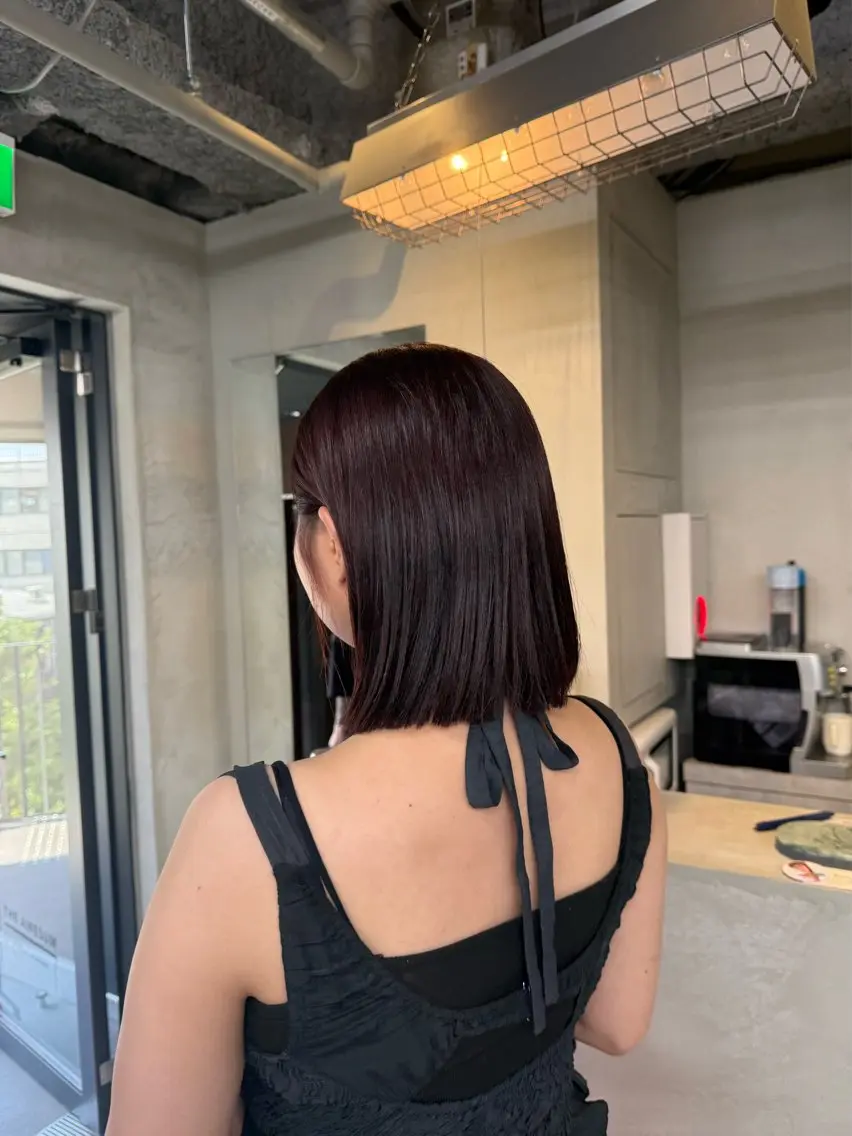 ミディアム カット 縮毛矯正 KURUMI SHIMAのヘアスタイル