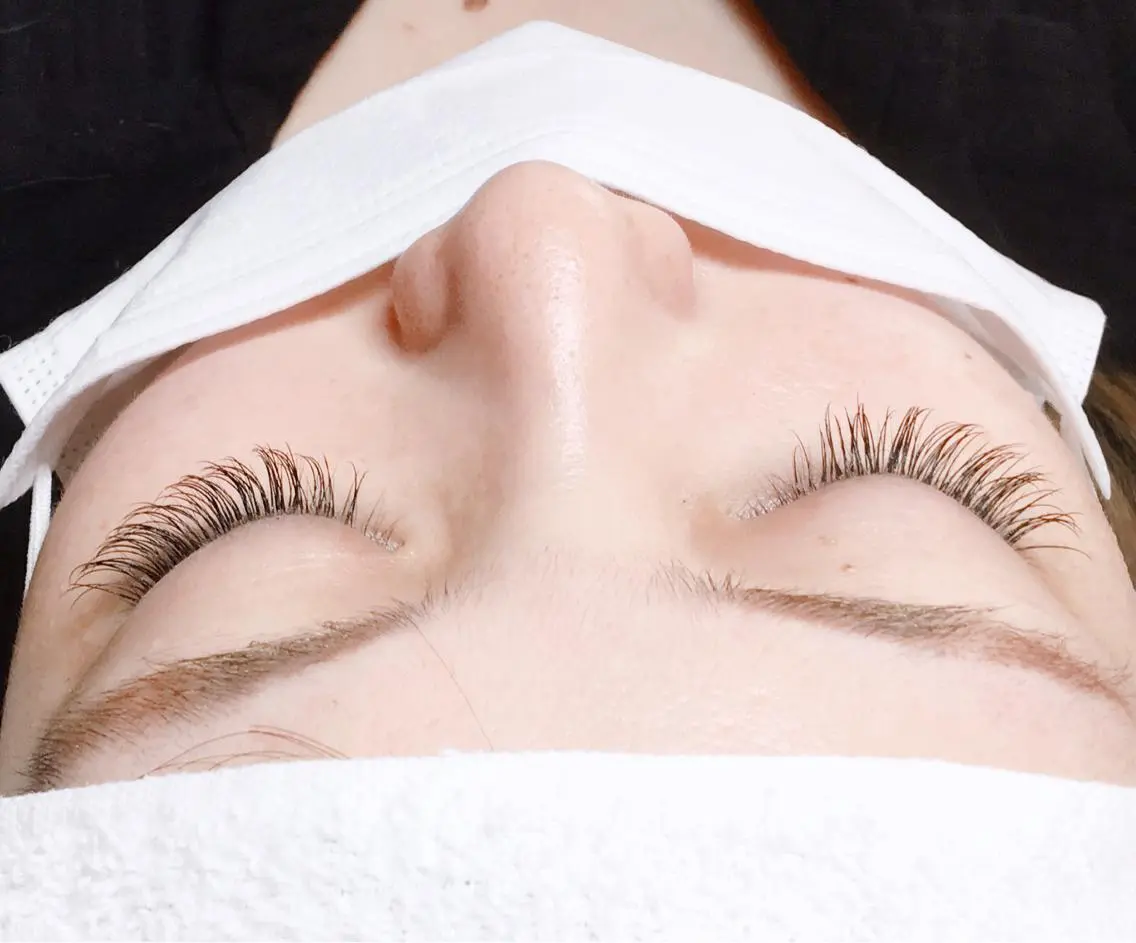 セミロング カラー パーマ ヘアアレンジ メンズ キッズ ネイル マツエク・マツパ マツエク brille ~eyelash~のヘアスタイル
