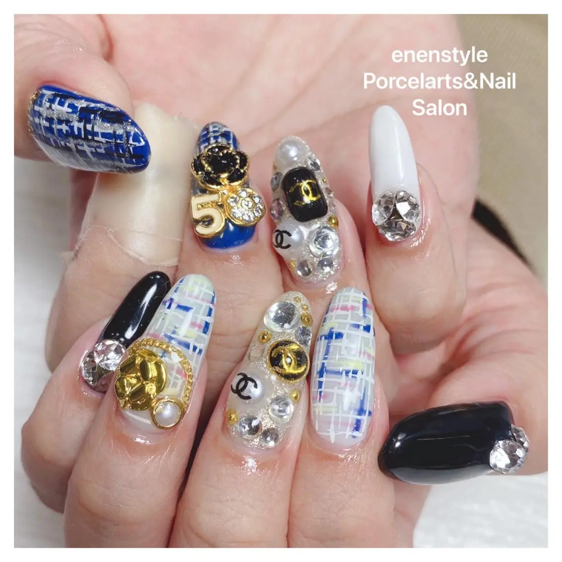 ミディアム ネイル ハンドネイル 🐾enen style 🐾のネイルデザイン