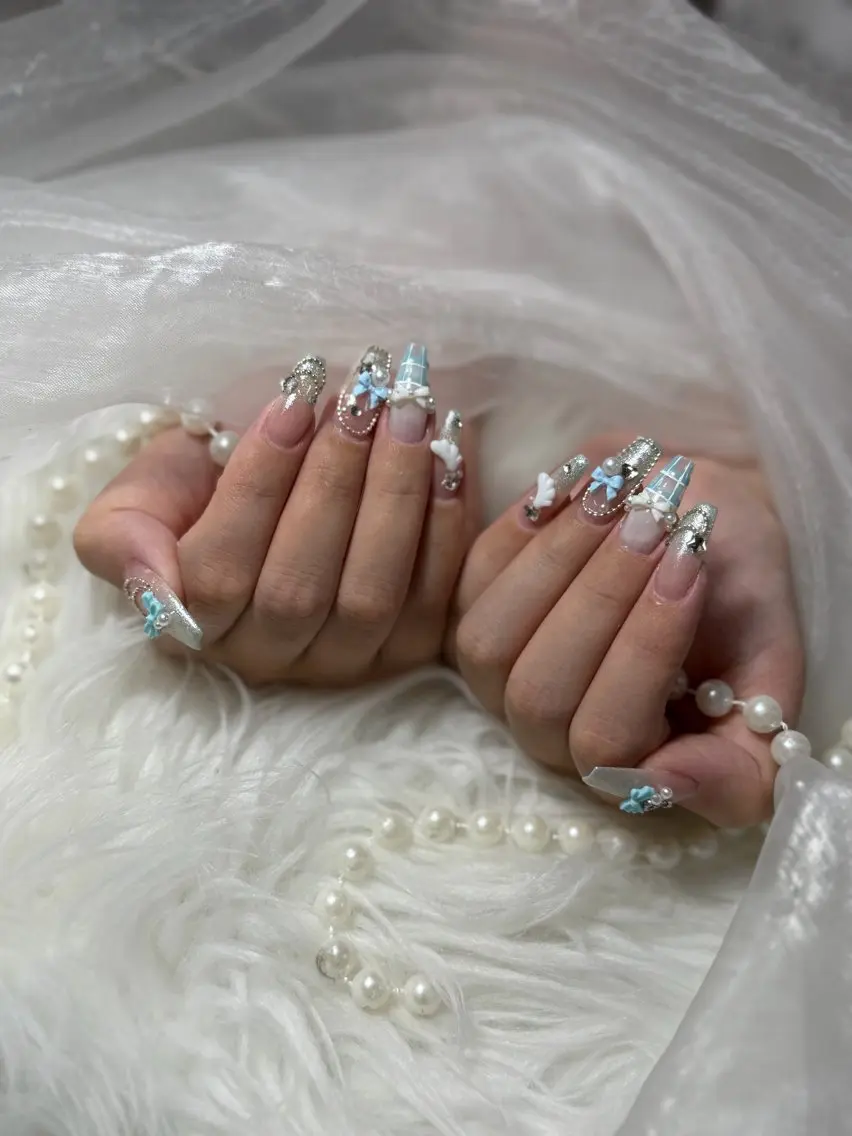 ネイル ハンドネイル Rinaky Amee Nailのネイルデザイン