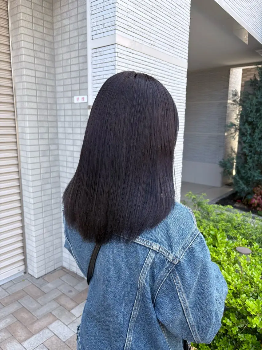 カラー しおり🍬 KOKORO🤍のヘアスタイル