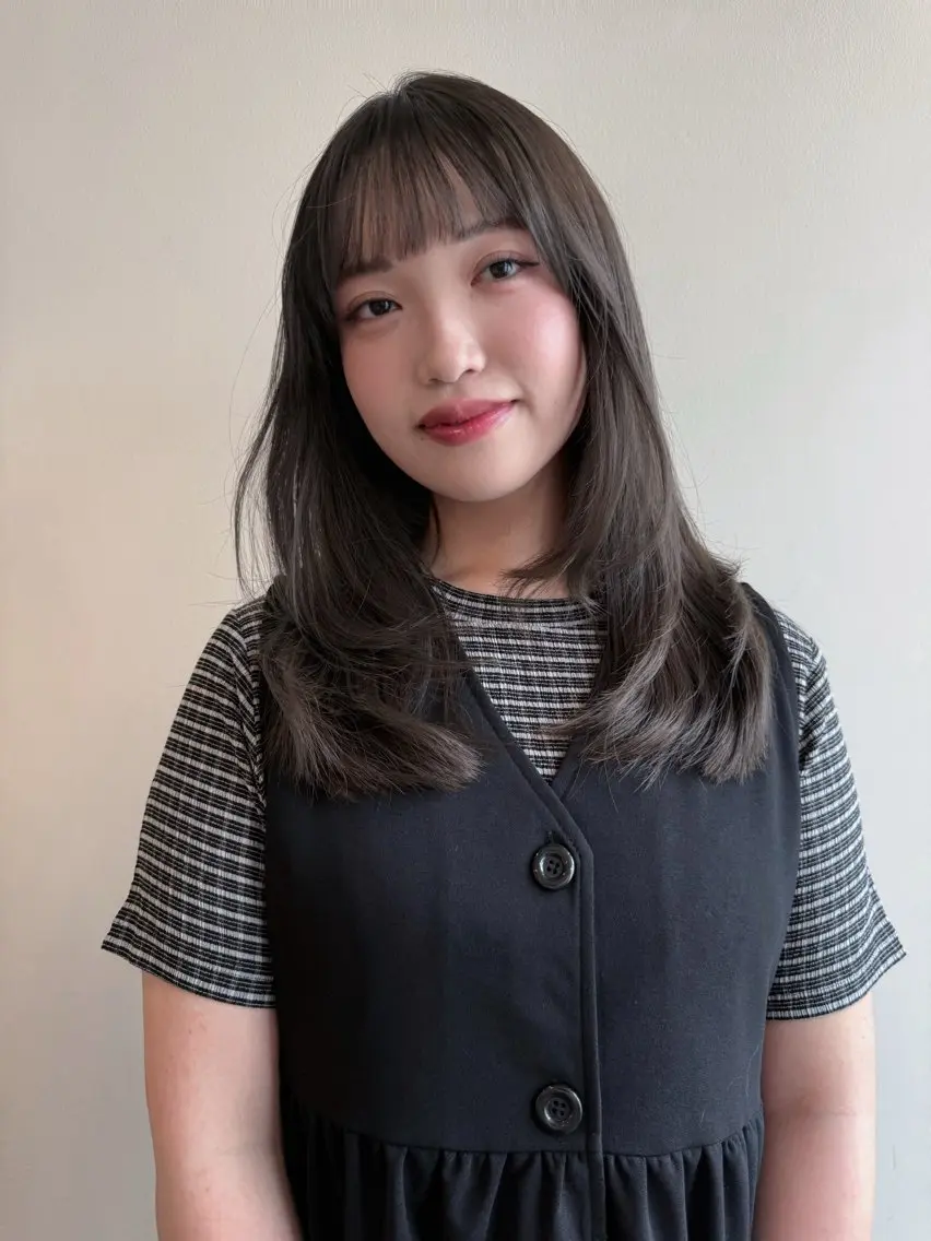セミロング カラー 💛🤍U too e’s /店長🧸のヘアスタイル